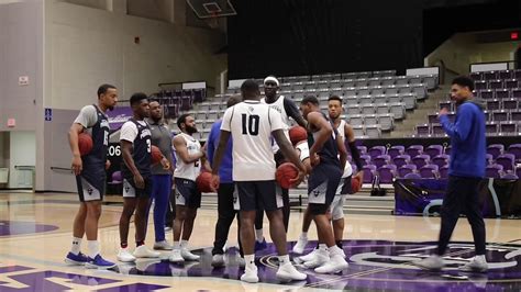 Uca mbb. of MBB Practice at UCA #504OurCity http://bit.ly/2FJr582 