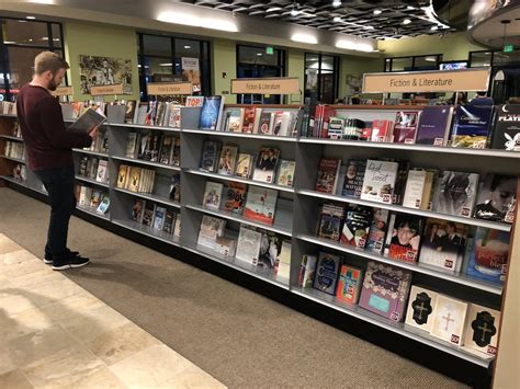Ucf barnes and noble. Shopping for books, movies, music, and more has never been easier than with Barnes & Noble’s online store. With a wide selection of products, competitive prices, and convenient del... 