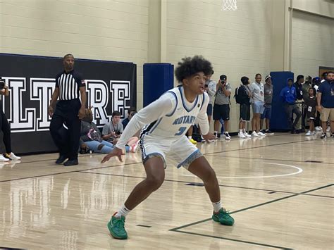 Uconn basketball recruiting 2023. According to Jeff Goodman of Stadium, UConn is in the mix for former Rutgers guard Cam Spencer, a 43.4% 3-point shooter last season. Spencer is 6-foot-4 and would be the shortest player if this ... 