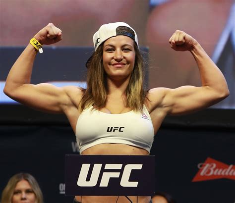 Ufc women%27s fighters. Jun 22, 2022 · Listed below are the various weight classes within which women fighters compete within the ... 
