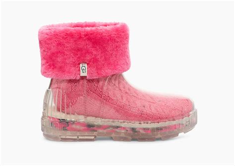 Womens UGG® Drizlita Rain Boot - Clear $89.99 0 Size Chart Add to Bag Check Store Availability Description Features About the Brand Weather the storm in style with the new Drizlita Rain Boot from UGG®!. 
