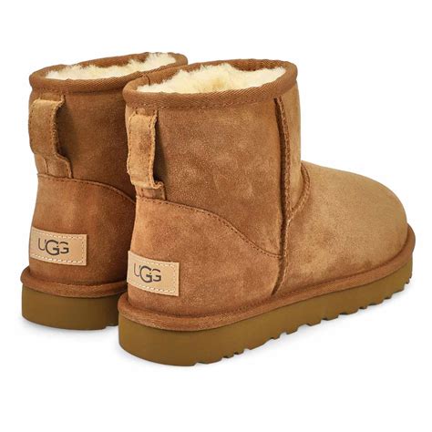 Product Description. The UGG Tazz Slipper Chestnut W for women feat