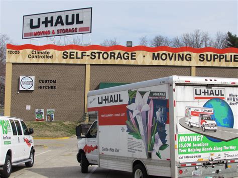 Find the nearest U-Haul location in Rockville, MD 20852. U-Haul is a do-it-yourself moving company, offering moving truck and trailer rentals, self-storage, moving supplies, and more! With over 21,000 locations nationwide, we're guaranteed to have one near you.
