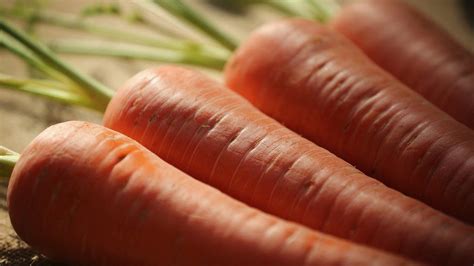 Uist and Barra food bank to focus on fresh produce - BBC News