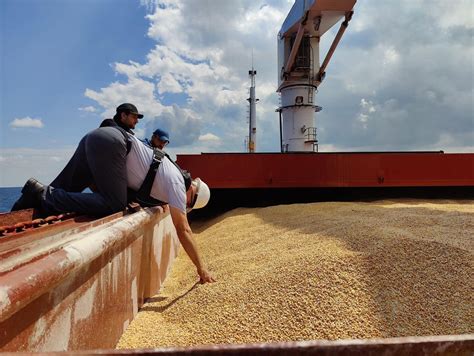 Ukraine, Turkey announce that wartime deal allowing grain shipments from Ukrainian ports has been extended