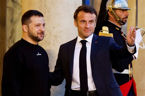 Ukraine’s Zelenskyy makes surprise visit to Paris for talks with French President Macron