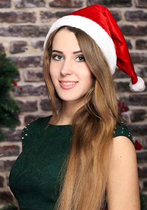 Ukraine bride. Ukrainian Dating. UkrainaDating, active since July 2015. The online platform, UkrainaDating, is one of the most amazing Ukrainian dating site you can ever come across when it comes to meeting with beautiful Ukrainian girls. We have a very robust system that allows you to work and meet a lot of Ukrainian girls for free. 