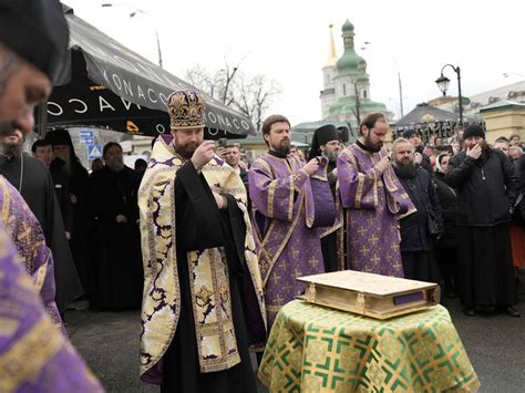 Ukraine court orders house arrest for leading Orthodox priest accused by authorities of condoning Russia’s invasion