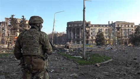 Ukraine latest: Russia says two commanders killed in Donetsk