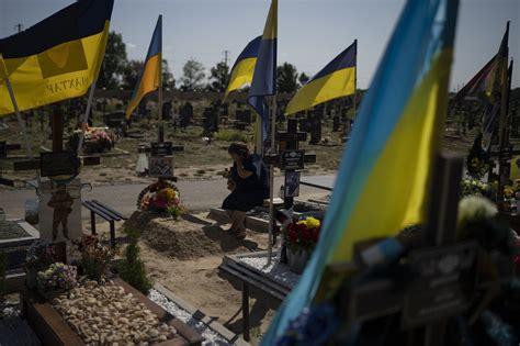 Ukraine marks Independence Day and vows to keep fighting Russia as it remembers the fallen