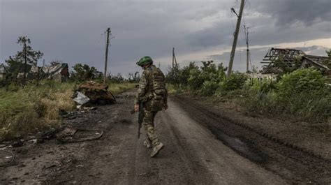 Ukraine reports Russian attacks in east, progress in south