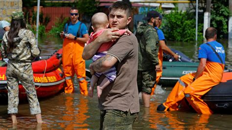 Ukrainian President Volodymyr Zelenskyy arrives in flood-hit region of Kherson to evaluate response to dam breach