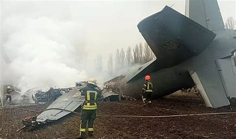 Ukrayna: 2 savaş uçağı havada çarpıştı, 3 pilot hayatını kaybetti