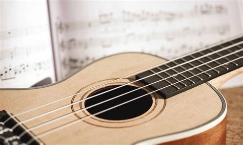 Ukulele site. Leaving On A Jet Plane. John Denver. Count On Me. Bruno Mars. Creep. Radiohead. A collection of ukulele tabs for learning popular songs on the ukulele. Includes tools to easily learn the ukulele chords for each song. 
