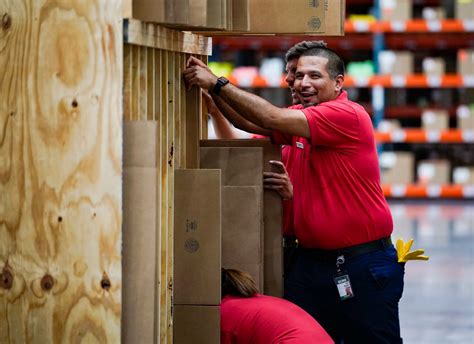 Uline stocks over 41,000 shipping boxes, packing materials, warehouse supplies, material handling and more. Same day shipping for cardboard boxes, plastic bags, janitorial, retail and shipping supplies. . 