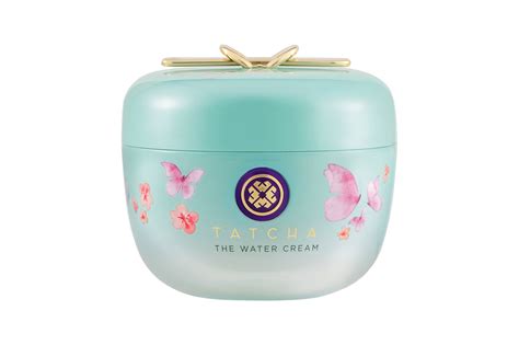 Ulta tatcha. Tatcha is a celebration of classical Japanese beauty culture from Kyoto to San Francisco. In 2008, Vicky Tsai encountered centuries-old beauty rituals in Kyoto and a philosophy of care and harmony that forever altered her life. Founded the following year, Tatcha remasters timeless Japanese beauty preparations into clean, luxurious rituals of ... 