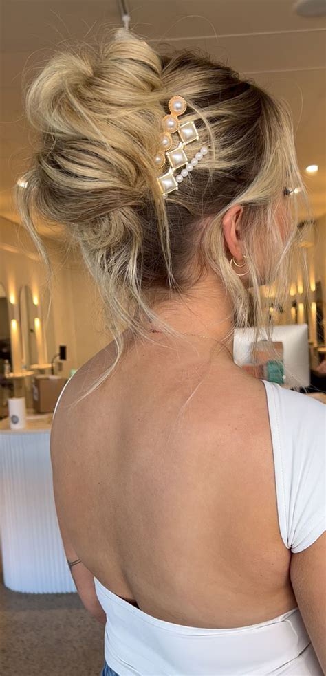 Ultimate Guide to Elevate Your Hair Game with Chignon Clips