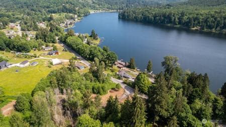 Ultimate Guide to Flipping Homes in Lake McMurray WA for 2024