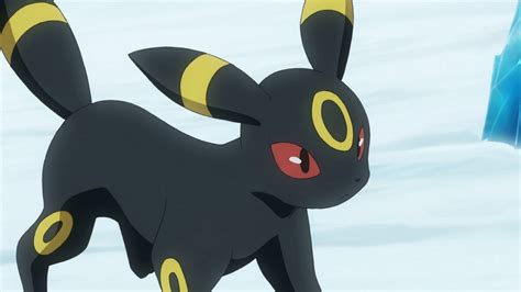 Umbreon evolved from exposure to the moon's energy. It lurks in darkness and waits for its foes to move. The rings on its body glow when it attacks. Cry. 197Cry. Height. 3′3″ / 1.0 m. Weight. 595 lb / 27.0 kg.. 