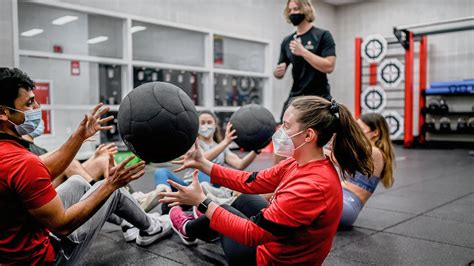 Umd group fitness. Programs & Activities. University Recreation & Wellness is committed to inspiring Terps to be active and live well - and to providing a variety of recreational opportunities for them to … 