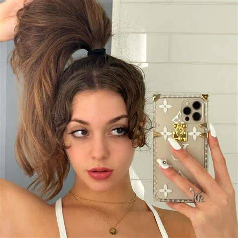 Umitssclaire Nudes