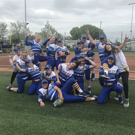 Umkc softball roster. Full Schedule. Roster. Matchup History. EL PASO, Texas – It was the opposite but also the same story between Days 1-2 for Tarleton, who split their set again … 