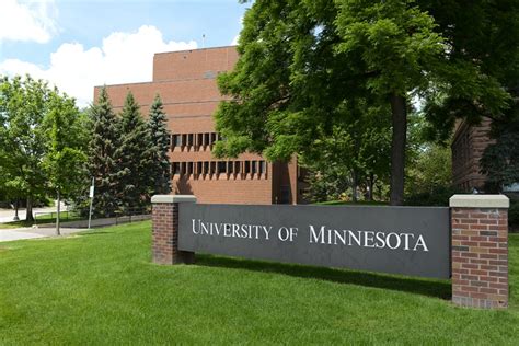 Umn psychology. The Psychology Honors Thesis (PSY 5994) is the capstone experience for honors students pursuing BS or BA degrees in psychology. The thesis project is typically a year-long project undertaken independently, under the supervision of a Psychology department faculty mentor, during the final year of study. The student is responsible for securing the ... 