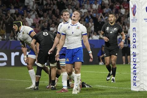 Unbeaten France has lots of reasons to be worried about Italy in crunch Rugby World Cup match