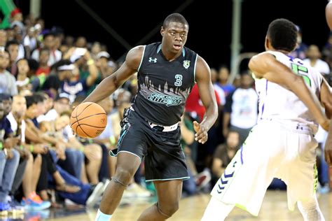Unc tar heels basketball recruiting. Things To Know About Unc tar heels basketball recruiting. 