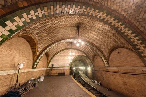Underground cities us. Chicago has both Boston and Brooklyn beat with SIX different sets of “left behind” holes in the ground: the Pedway, CTA tunnels, cable … 