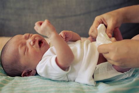 2024 Understanding Why Your Newborn Cries During Diaper Changes-marketplaceplus.shop