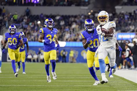 Undrafted rookie Elijah Dotson making a case for Chargers’ roster spot after 2-TD game