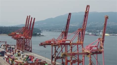 Union open to negotiating in B.C. port dispute as more federal involvement looms