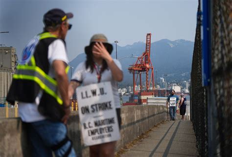 Union says B.C. port employers want government to do ‘dirty work’ to end strike