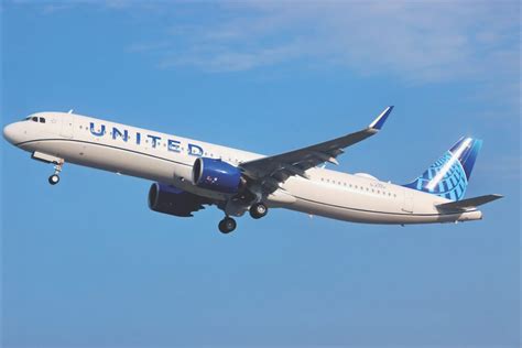 United Airlines Faces Higher Oil