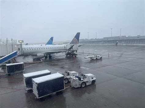 United expects to serve a million passengers at DIA during end of year holiday travel