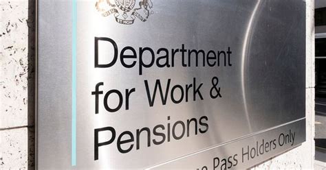 Universal Credit £1500 cash boost loophole - DWP issues warning …