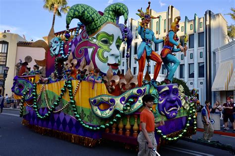 Universal Orlando Mardi Gras Parade