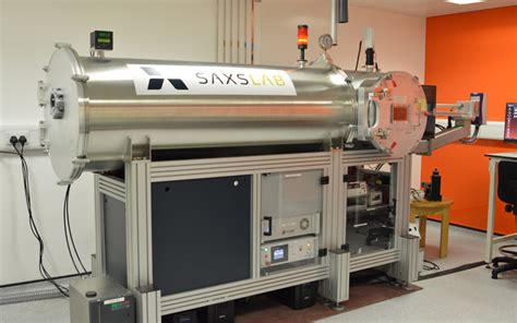 Universität Düsseldorf: Small-angle-X-ray scattering (SAXS)