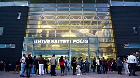 Universiteti Polis Facebook. 