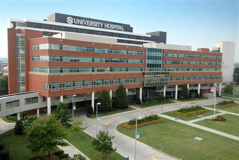 University hospitals. About Us. University Health is the only locally owned health system in San Antonio. For more than 100 years, we’ve been here to heal, improve health, train the next generation of medical professionals, and ensure the people … 