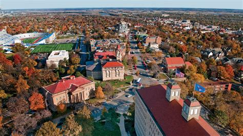 Highest in-person: $33,297 from University of Kansas; Average Tuition for Online MBA Programs. Average: $12,029 from Kansas's 3 online MBA Programs; Lowest online: $11,326 from Emporia State University; Highest online: $12,732 from Pittsburg State University. 