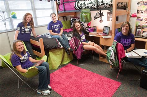Beginning March 28, use Roommate Finder in the Housing Portal to form your roommate groups or search for potential roommates. Up to 6 students can join a group. If you have roommates in mind: ... University of Maryland 7626 Regents Drive, 2101 Annapolis Hall, College Park, MD 20742 301-314-2100 · reslife@umd.edu. Visit our Twitter;. 