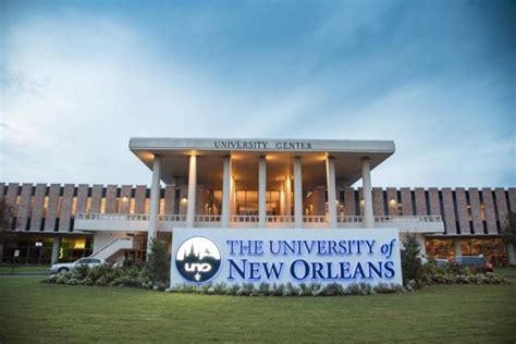 University of new orleans new orleans la. The University will charge a 2.5% Credit Card Convenience Fee for all credit and debit card payments toward tuition and fees. This fee is in accordance with Louisiana Revised Statute 49:316.1, and it allows public institutions of higher education to recover some of the costs paid by the University for credit/debit card payments. 