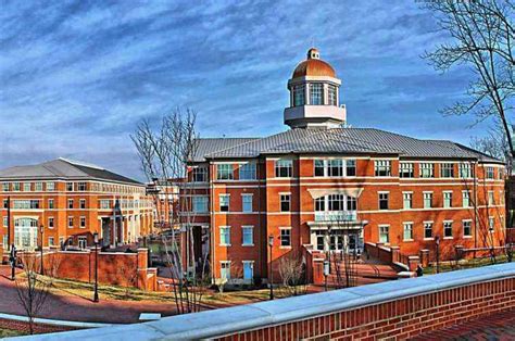 University of north carolina--charlotte. The University of North Carolina at Charlotte is North Carolina’s urban research university and is the third largest institution in the UNC System, with more than 30,000 students enrolled in fall 2021. 
