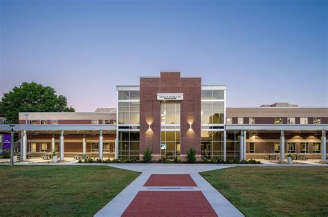 University of ozarks. University of the Ozarks is a private four-year, comprehensive university located in Clarksville, Arkansas. University of the Ozarks | 415 N. College Avenue | Clarksville Arkansas 72830 | 1-800-264-8636 