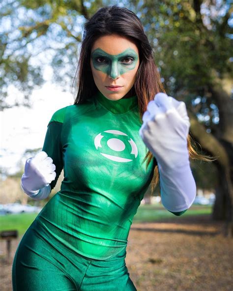 Unleash Your Inner Superhero: The Ultimate Guide to Green Lantern Cosplay Costumes