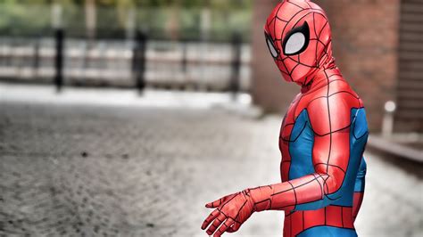 Unleash Your Inner Superhero with a Spectacular Spiderman Costume Cosplay