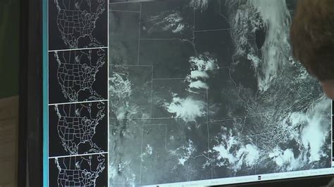 Unusual jet stream pattern keeps severe storms looming around St. Louis