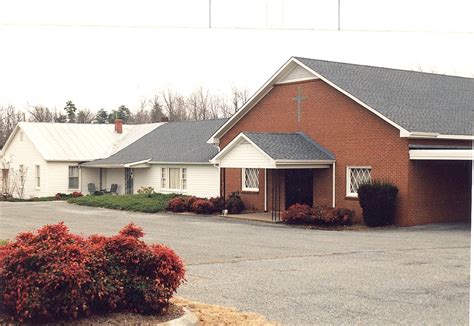 Updike Funeral Home & Cremation Service, Bedford. 1140 West Lynchburg Salem Turnpike, Bedford, VA 24523-1803. Call: (540) 586-3304. People and places connected with Mary. Huddleston, VA.